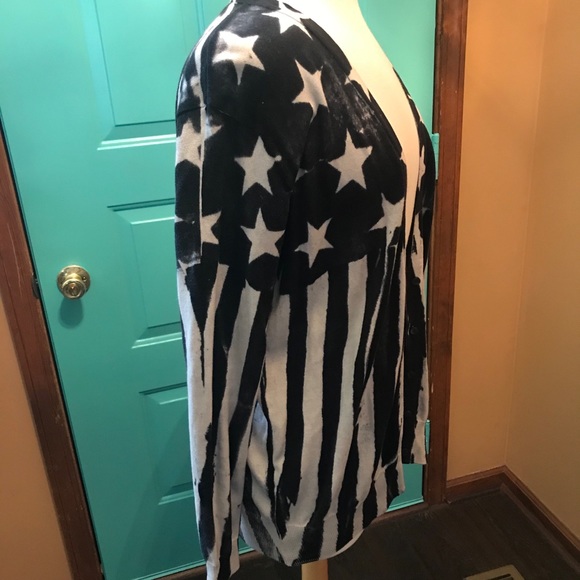 NWT Stars and Stripes Sweater - Picture 5 of 11